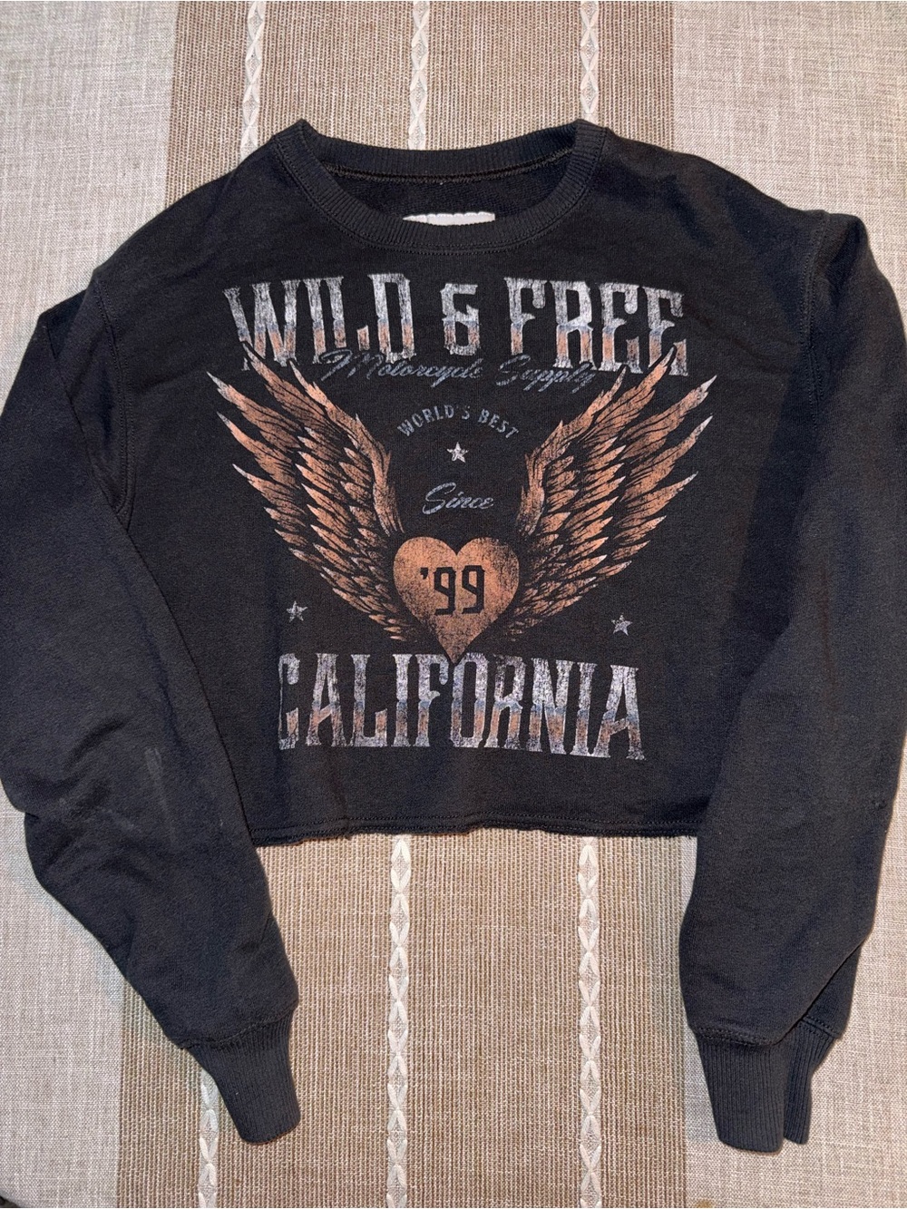 Hollister Black Cropped Graphic Crewneck with Brown Winged Heart